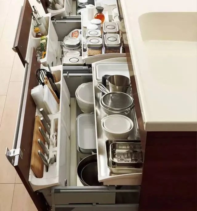 真正属于深夜食堂的厨房,到底是什么样子的?