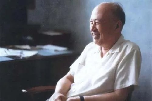 为什么钱学森晚年会沉迷于特异功能的研究？