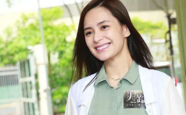 40岁阿娇节目中谈恋爱观,她是怎么说的?