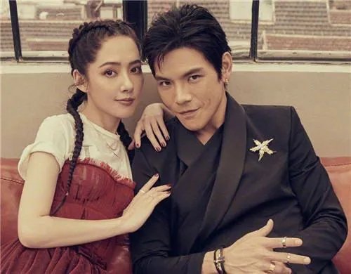 向佐和郭碧婷究竟是怎么认识的？