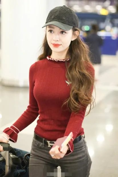 郎朗妻子产后素颜现身,她的形象如何?