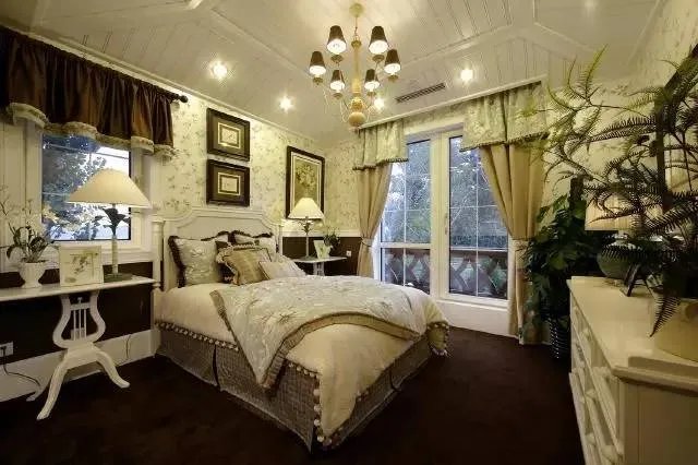 看多了美式乡村别墅，来欣赏一下英伦风的乡村风格吧！