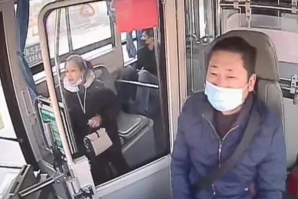 福建公交司机在驾驶过程中突发心梗后抢救无效去世，为何人会得这种病症？