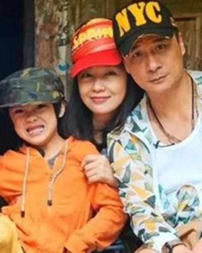 王丽萍为什么不露脸 揭秘与吴镇宇恋爱过程