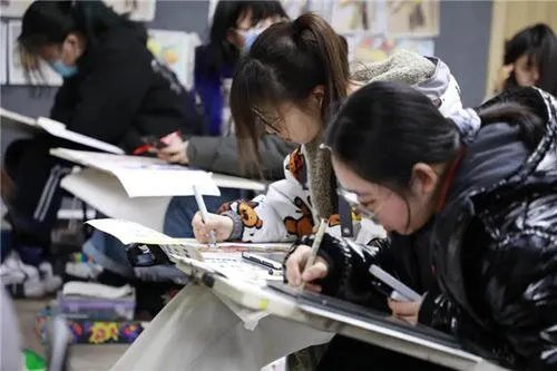 八省联考成绩即将揭晓，江苏省会一枝独秀吗？