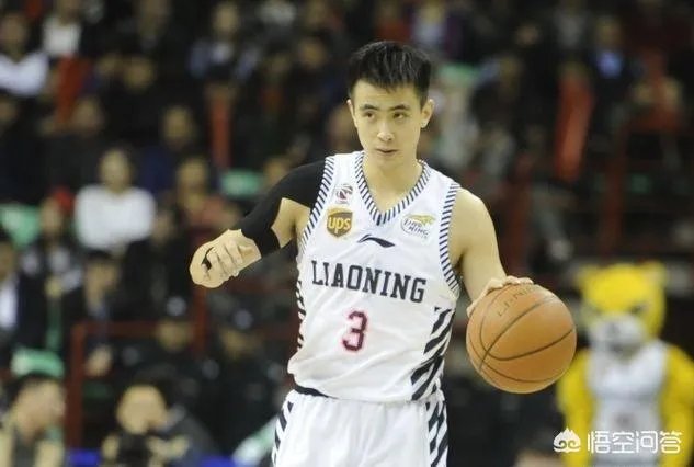 丁彦雨航赛后喊话赵继伟:交给你们了兄弟，别让我失望，对此你怎么看？