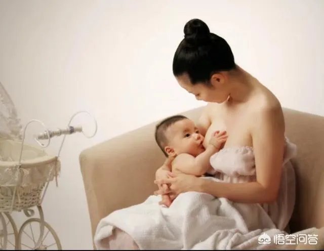 三个月宝宝应该如何喂养?