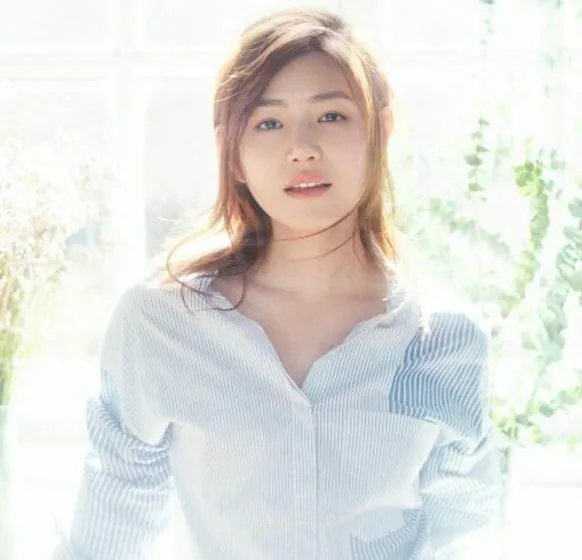 陈妍希的个人资料(简介,身高,年龄,三围,图片)