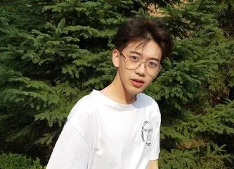 费启鸣上快本，费启鸣是怎么走红的？