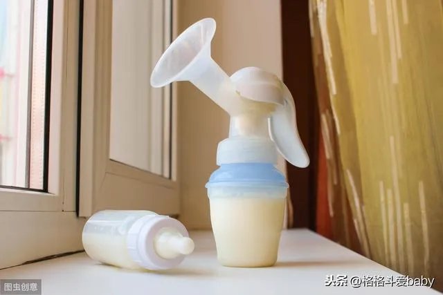 哺乳期妈妈涨奶挤奶的时候宝宝都很快就醒来是怎么回事