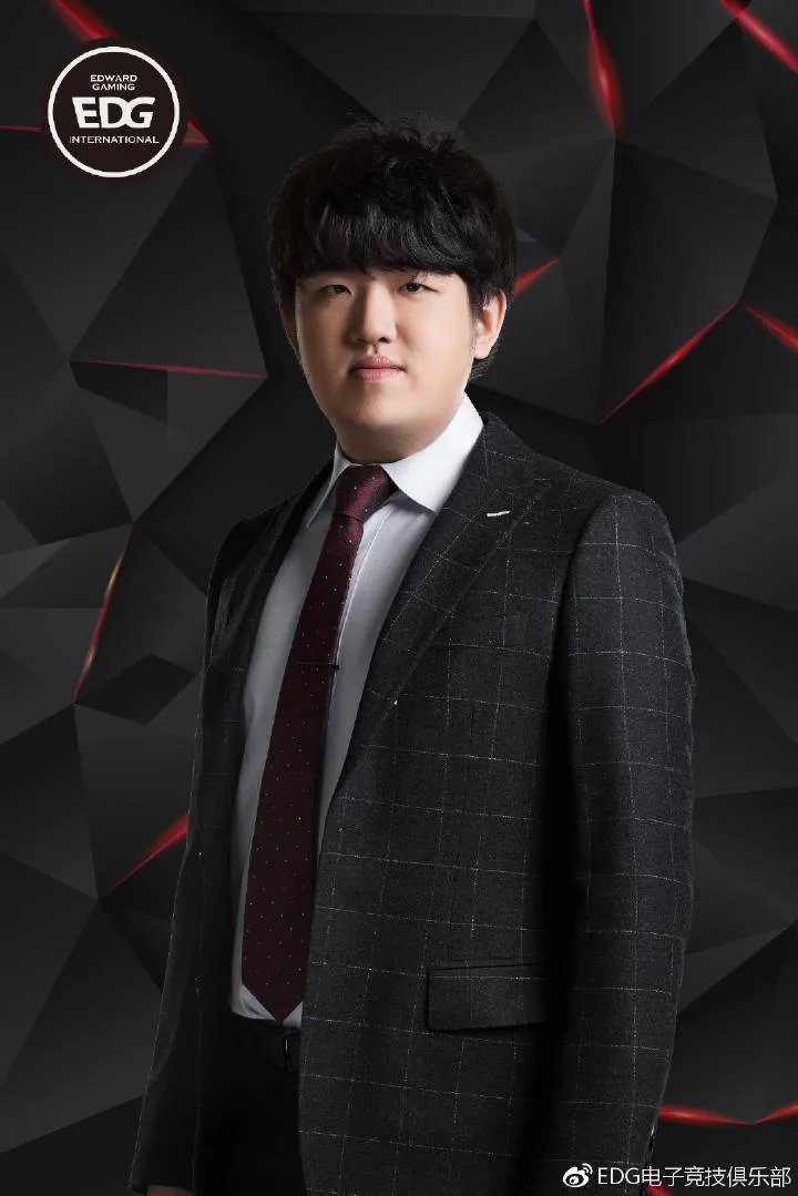 《LOL》2019EDG新管理与教练名单正式公布