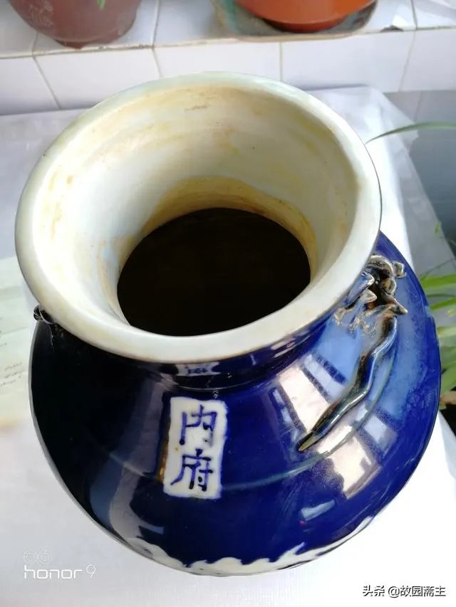 如何鉴定明嘉靖篮釉瓷?