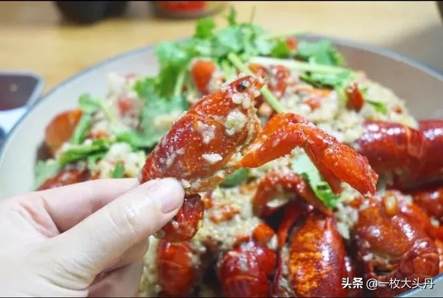 怎样才能吃到最优质的小龙虾？