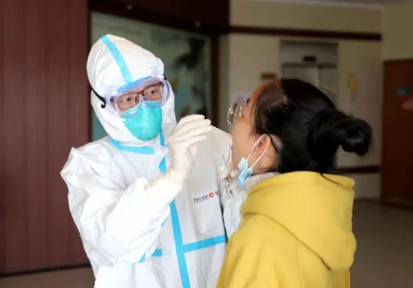 宁波市镇海区检出8例阳性感染者,他们都是如何感染的?