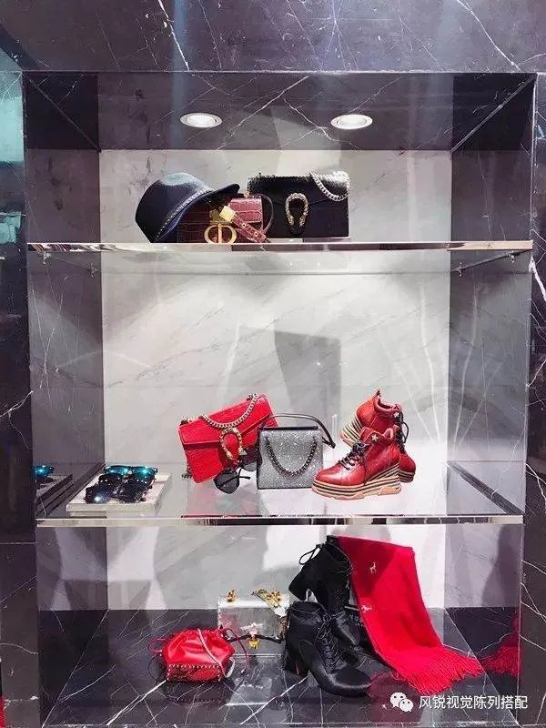 谁能告诉我,,,杭州哪里可以学习服装店铺陈列?