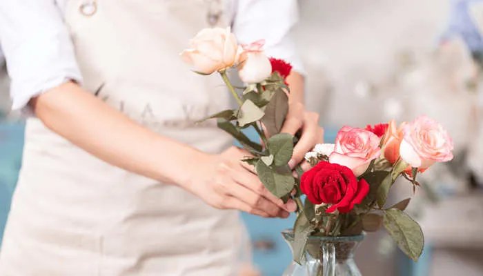 开业花篮什么时间送比较好 开业什么时候送花篮