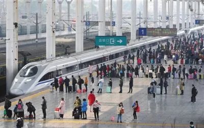 全国铁路何时实行新运行图?