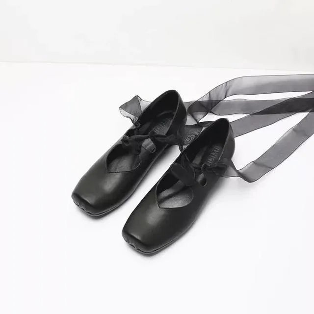 能推荐一些淘宝上有风格的女鞋吗？