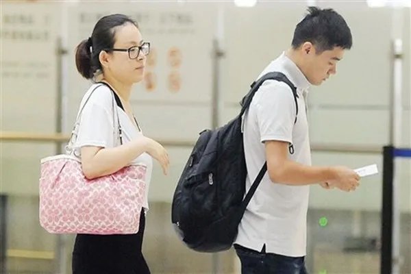 丁俊晖与“富二代”妻子张元元究竟有着怎样的爱情故事？