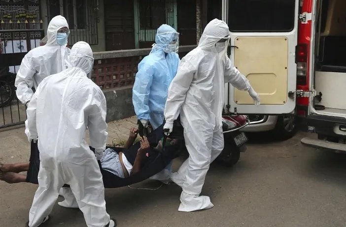 如何看待莫迪称全印进入疫情“战时状态”?