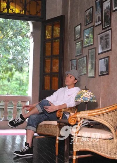 《白蛇传说》酷许仙 万人迷林峰千万豪宅曝光