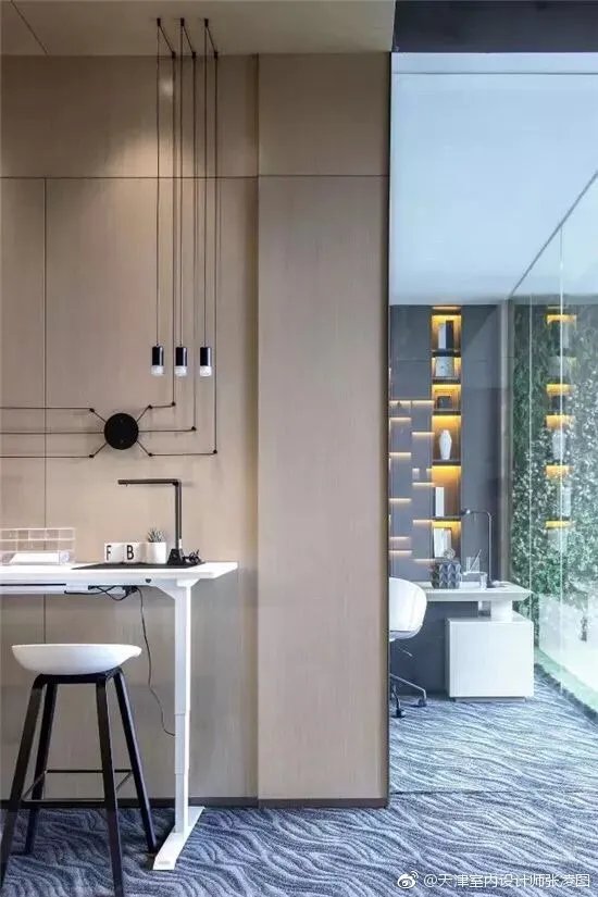 当代办公空间设计 设计师在寻找现代多元化、智能的办公模式之外...