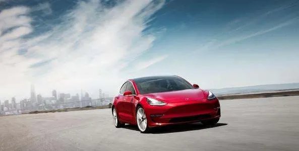 特斯拉又降价了!不到两年降幅10万,逼死自主品牌?
