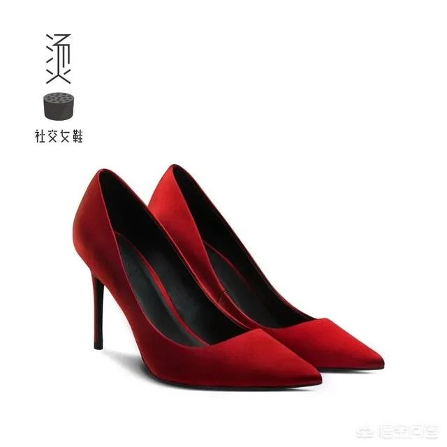 能推荐一些淘宝上有风格的女鞋吗？