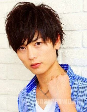 国字脸男士适合留什么发型?