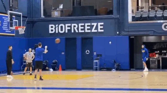 库里和克莱的伤势都怎么样了,什么时候可以打比赛?