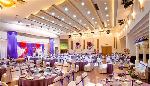 南京婚宴酒席一桌多少钱 订婚宴酒店要注意哪些