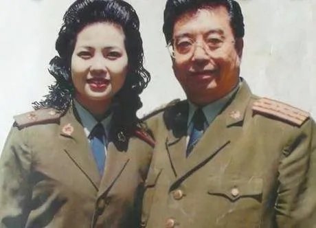 李双江一生收7个徒弟，是不是有梦鸽、韩红？