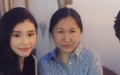 如何看待窦骁与何超莲的恋情?