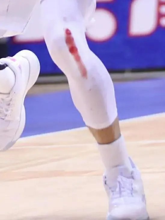 林书豪CBA首秀,砍下25分6篮板9助攻,这样的表现你满意吗?你看好林书豪吗?