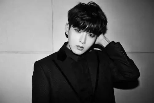 韩团SJ成员金厉旭发文承认恋情，都表达了什么？