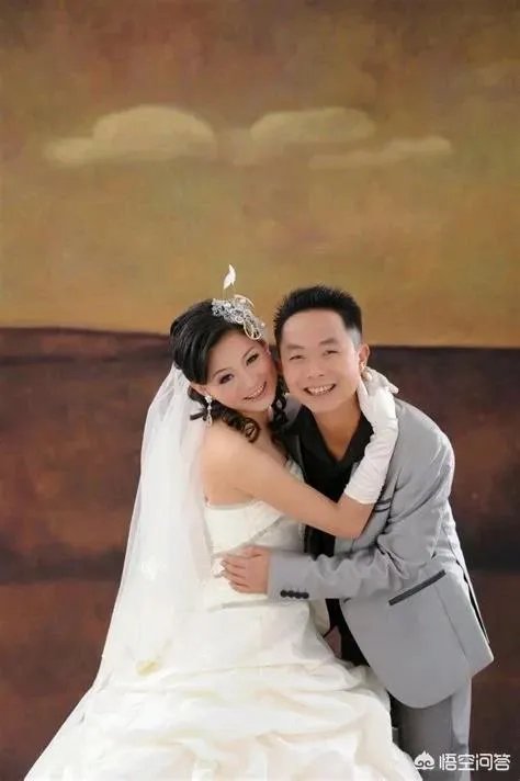 之前张曼玉与梁朝伟演唱过《花样年华》,此次春晚假如她与李玉刚演唱,你怎么看?