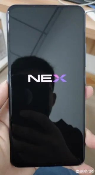 vivo NEX双屏版，除了双屏还有什么特点？