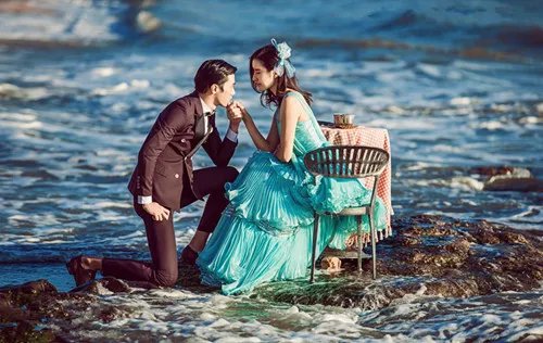 大连海景婚纱照拍摄攻略 海景婚纱照怎么选婚纱