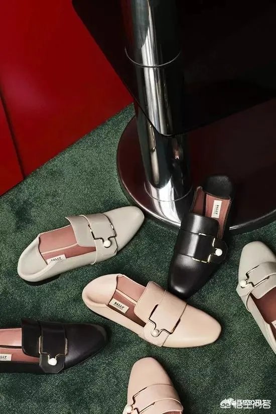 能推荐一些淘宝上有风格的女鞋吗？