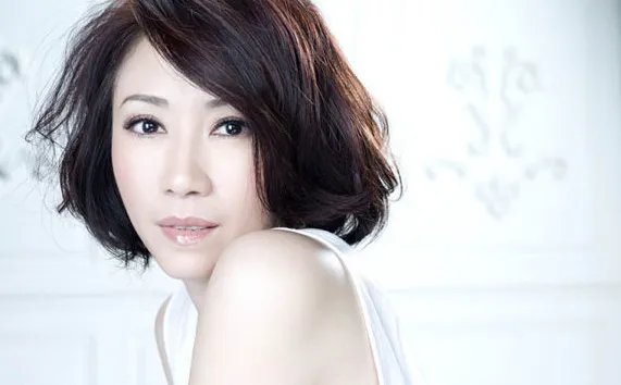 有句歌词叫“我向你飞”……请问是什么歌？