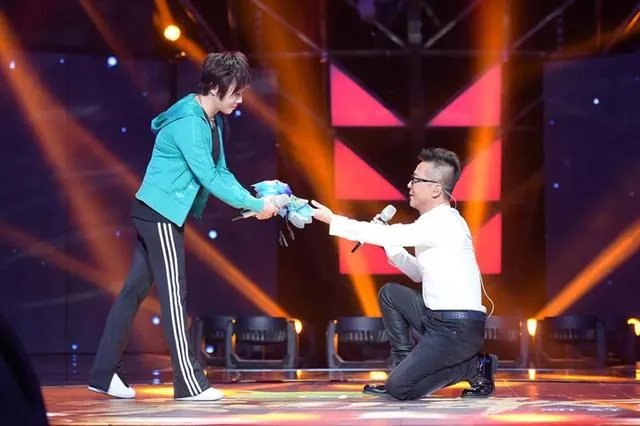 大家还记得唱《小芳》的李春波吗?为什么看不到了?