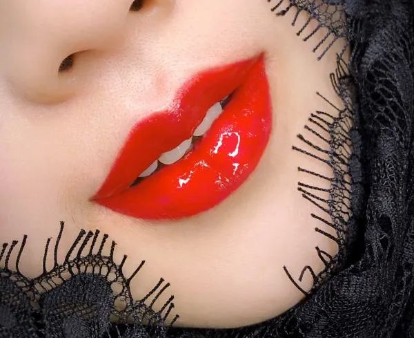 学纹绣要多少钱？多久能学会？