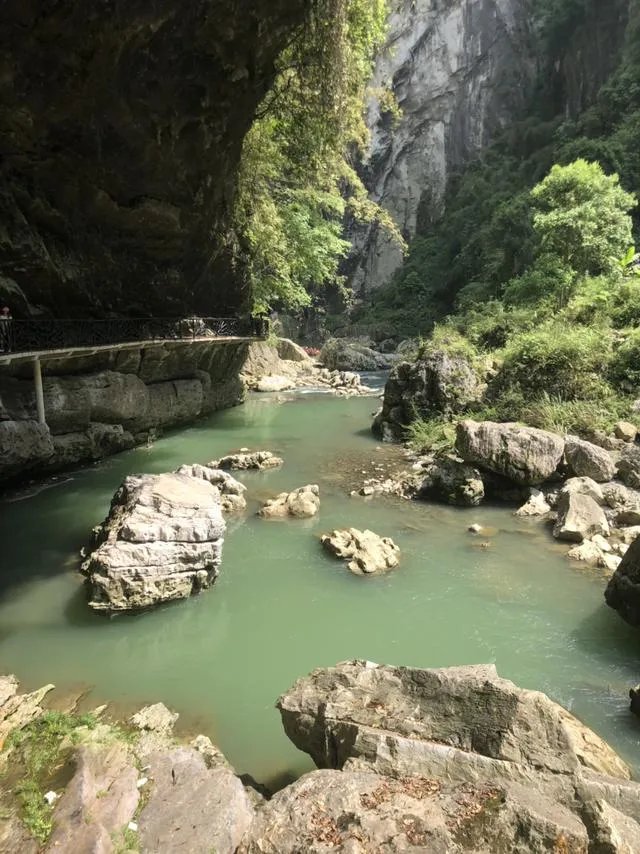 你喜欢钓鱼吗?你在钓鱼时遇到过什么奇闻吗?