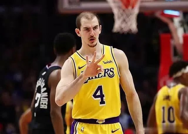 如何看待前热火球员迪昂·维特斯加盟湖人?