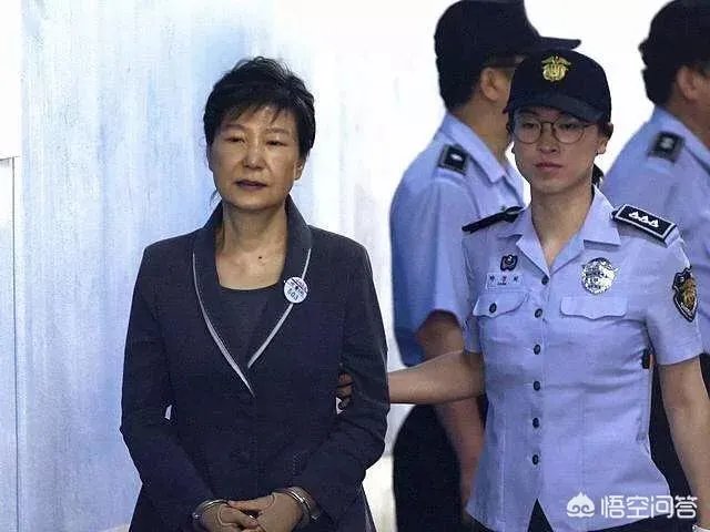李明博正式被韩国法院批捕,这会影响朴槿惠的一审结果吗?