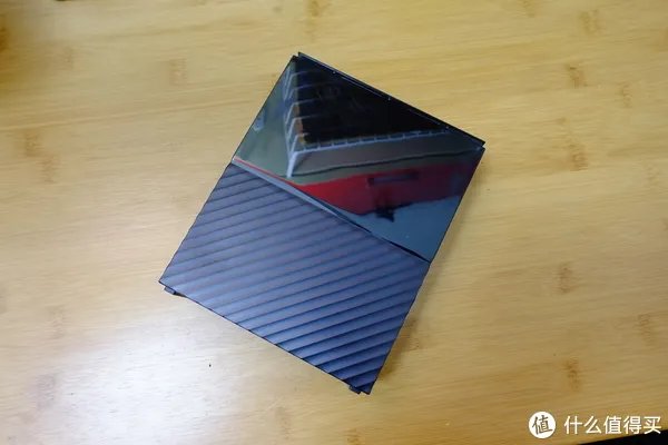 西数Elements,西数Mybooks,希捷Expansion三款移动硬盘拆解方法。