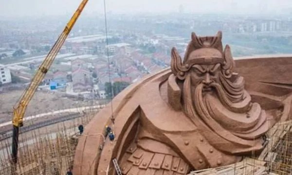 网传“巨型关公像或将搬迁”,此消息属实可靠吗?