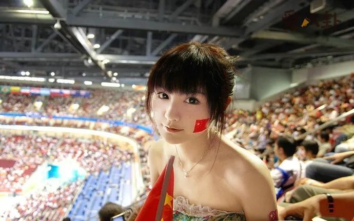 任斯璐老公吴瀚年龄 家庭背景也是相当的不错