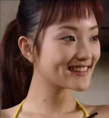 娱乐圈有哪些本来就长得很好看却还整容的明星？