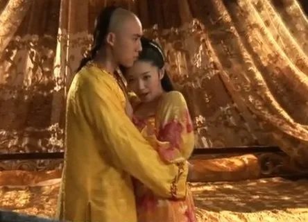 新还珠格格永琪和欣荣圆房在第几集？